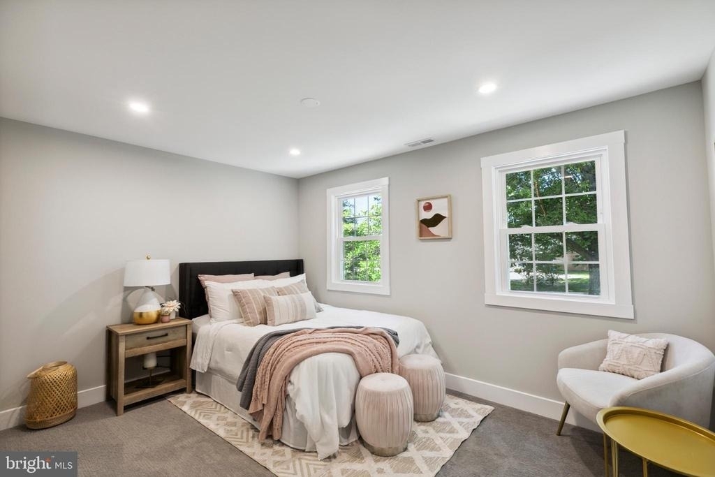 1110 W Valley Road - Photo 48
