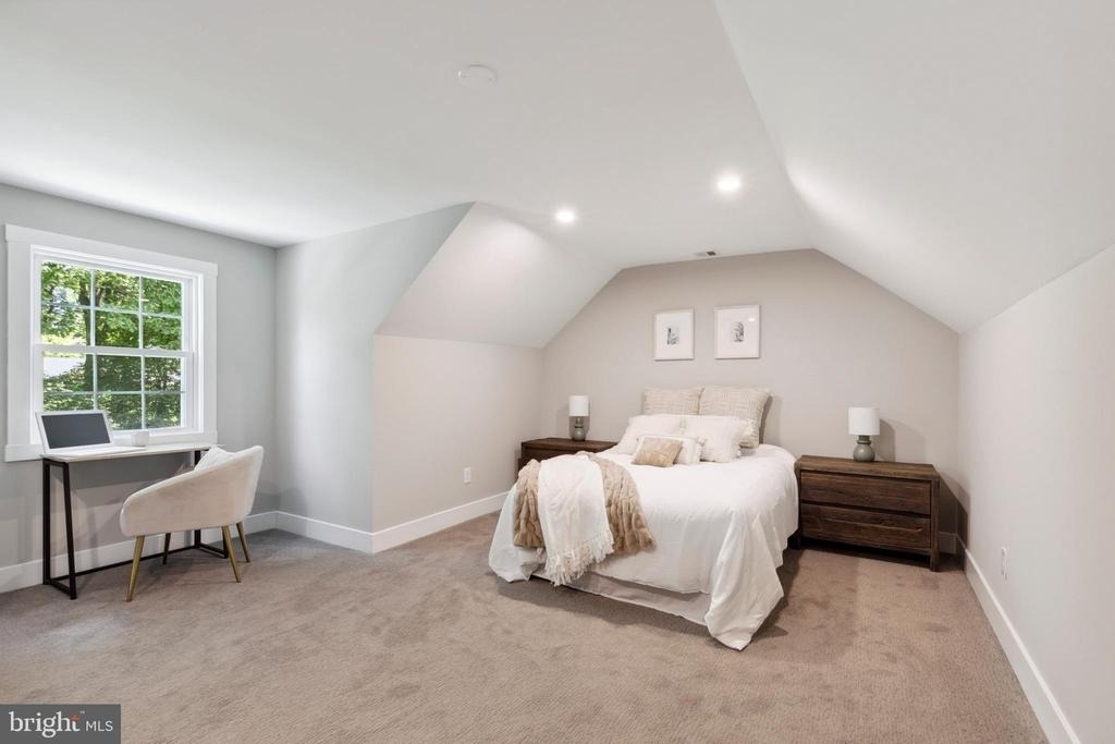 1110 W Valley Road - Photo 46