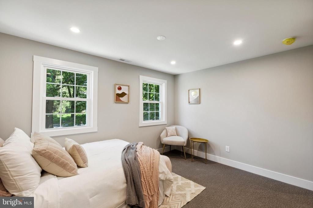 1110 W Valley Road - Photo 49