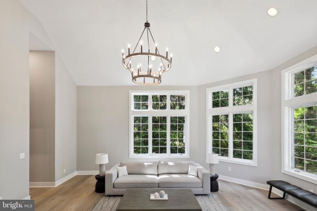 1110 W Valley Road - Photo 10