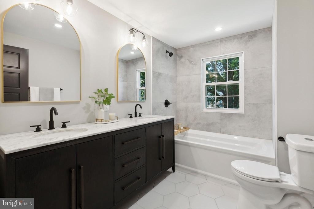 1110 W Valley Road - Photo 50
