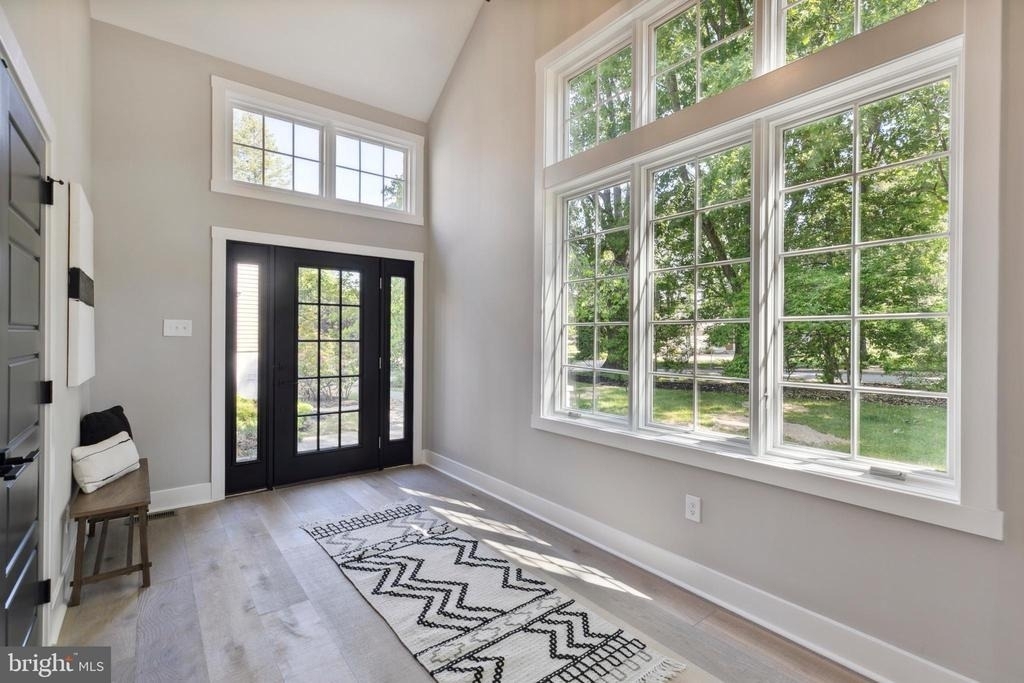 1110 W Valley Road - Photo 4