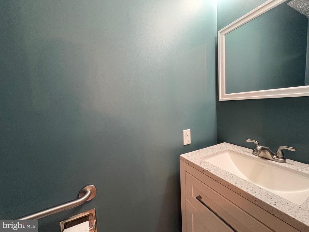 2645 Adams Street - Photo 2