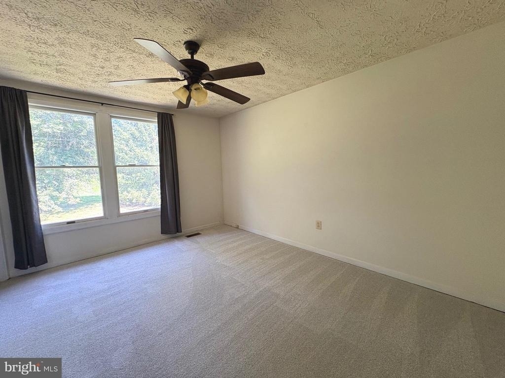 2645 Adams Street - Photo 8