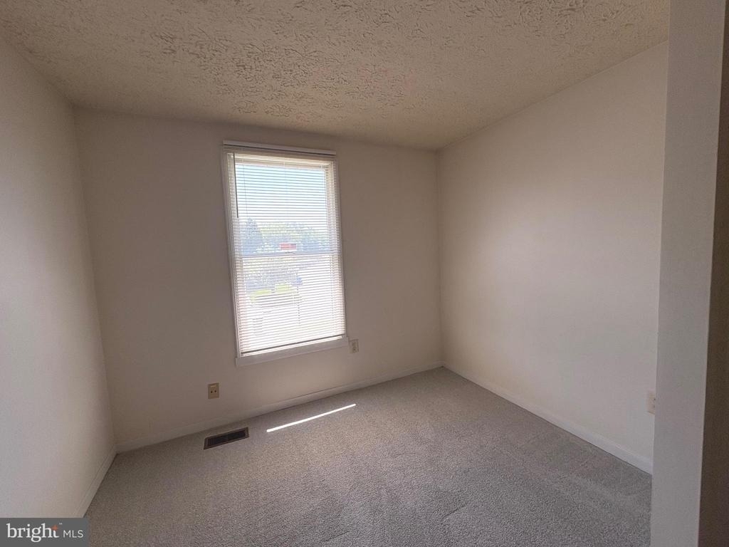 2645 Adams Street - Photo 5