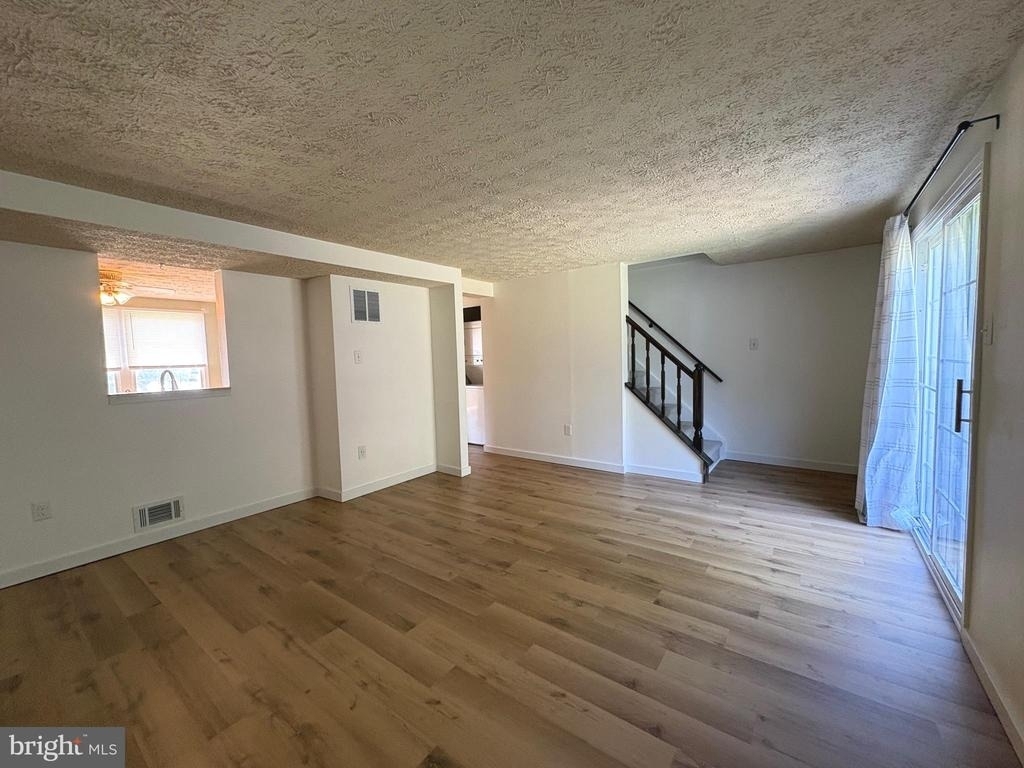 2645 Adams Street - Photo 4