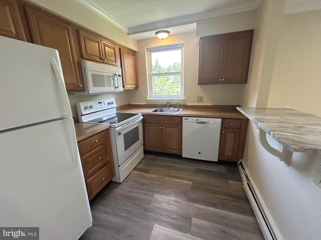 333 Lacey Avenue - Photo 2