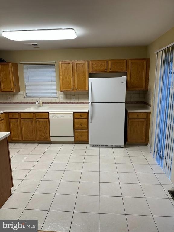 193 Fountayne Lane - Photo 4