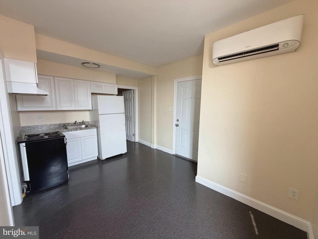 64 W Antietam Street - Photo 5