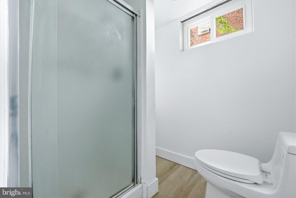 7005 Halleck Street - Photo 26