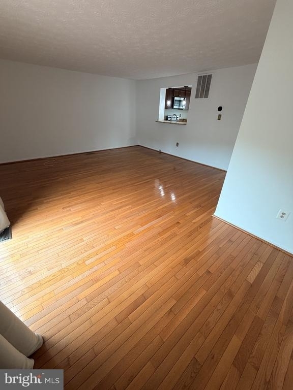 15765 Haynes Rd - Photo 6