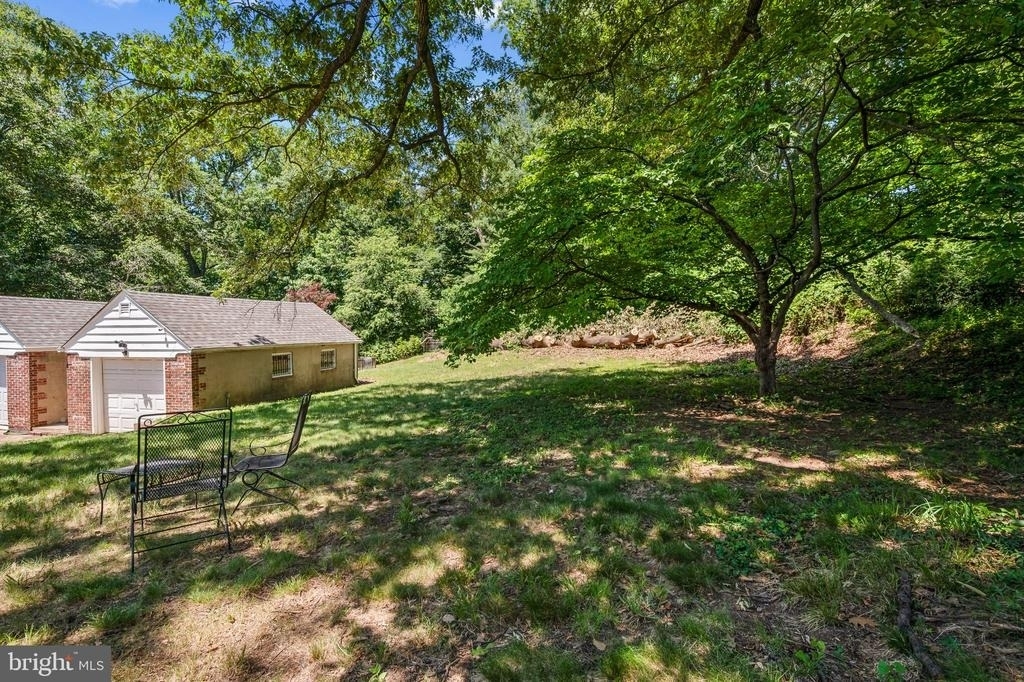 9110 Autoville Drive - Photo 34