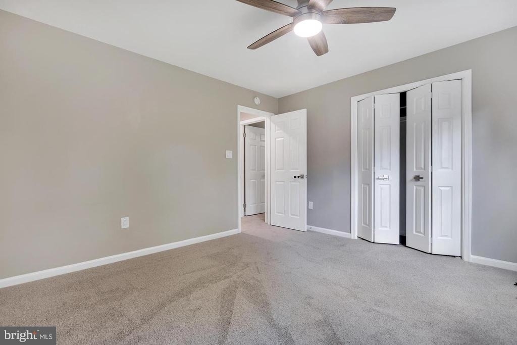 16131 Parklawn Place - Photo 21