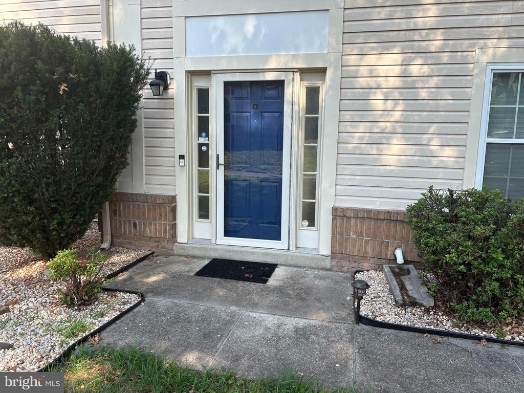 16131 Parklawn Place - Photo 3