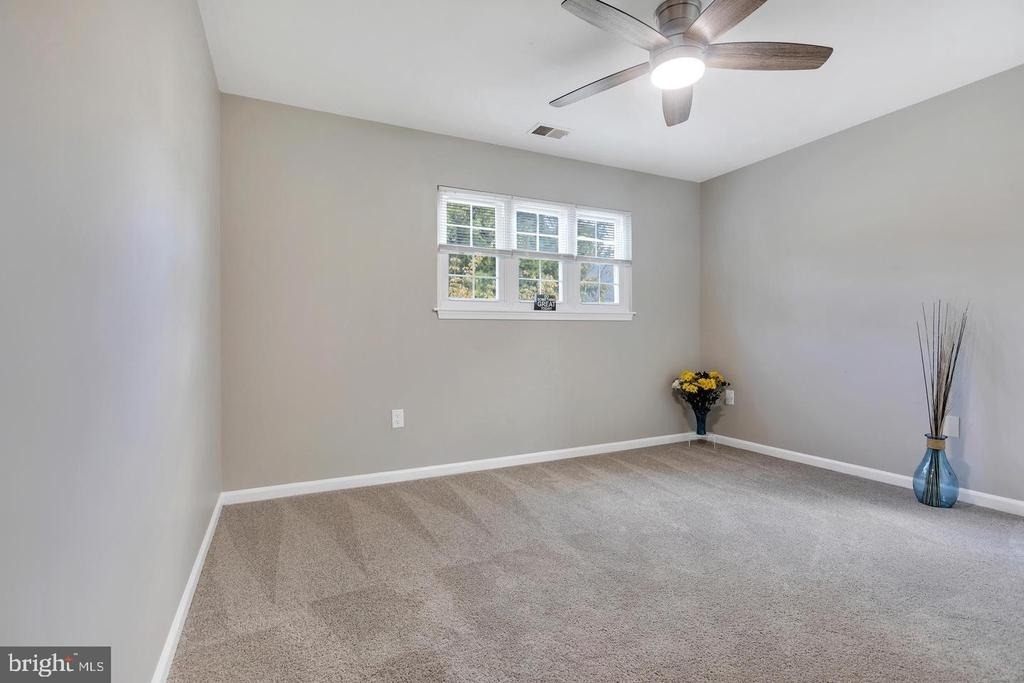 16131 Parklawn Place - Photo 22