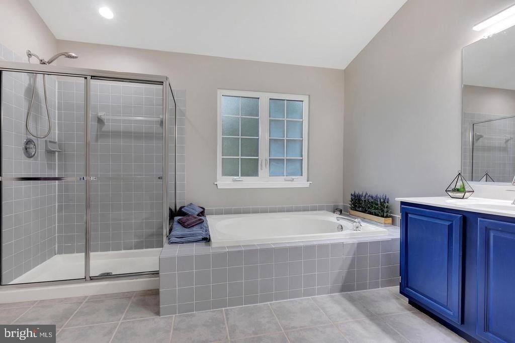16131 Parklawn Place - Photo 29
