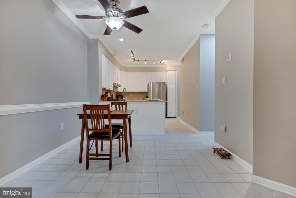 16131 Parklawn Place - Photo 12