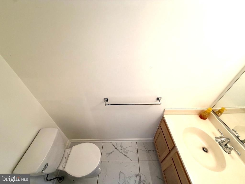 5053 Colburn Terrace - Photo 10