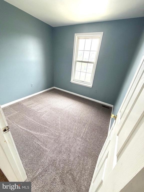 5053 Colburn Terrace - Photo 19