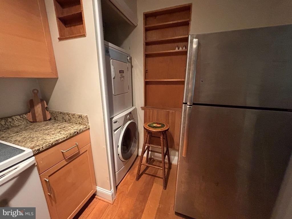 9966 Hellingly Place - Photo 10