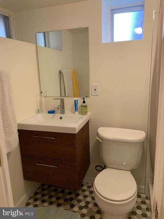 3120 Winnett Road - Photo 17
