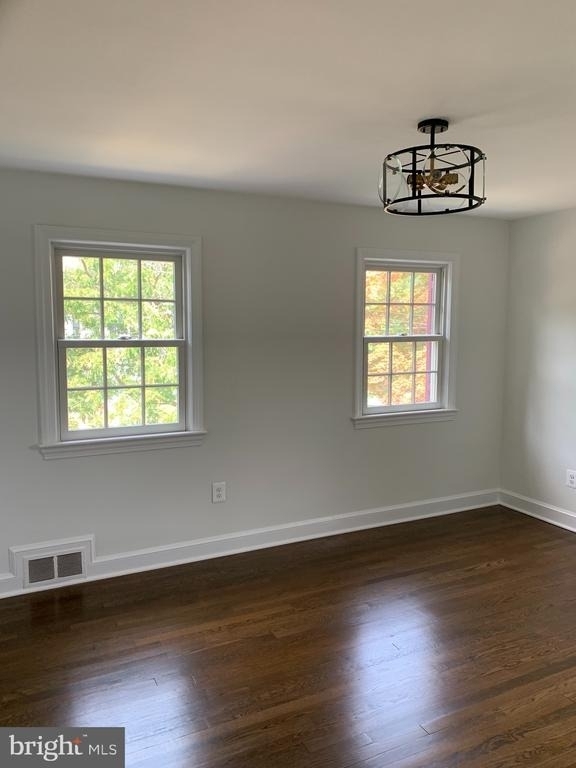3120 Winnett Road - Photo 9