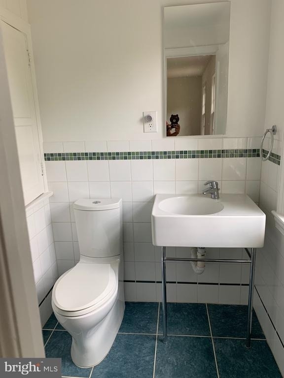 3120 Winnett Road - Photo 13