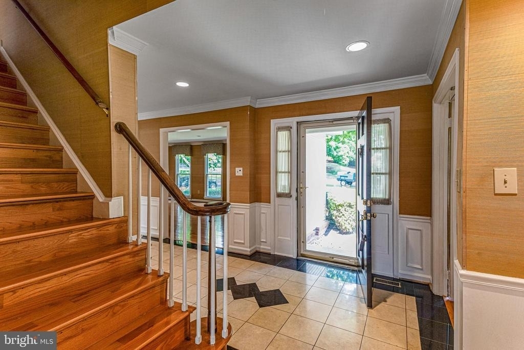 7416 Royal Dominion Drive - Photo 4
