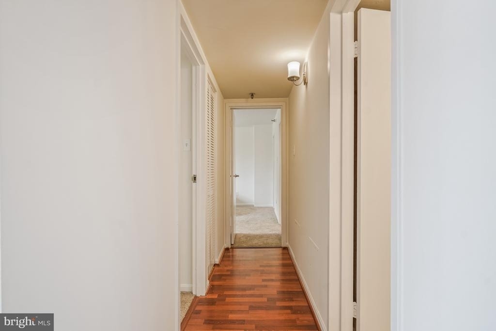7401 Westlake Terrace - Photo 18