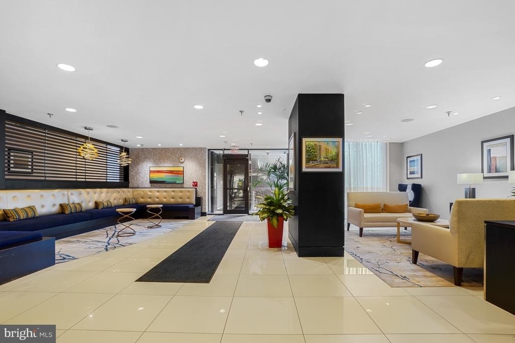 7401 Westlake Terrace - Photo 2