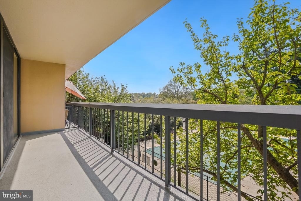7401 Westlake Terrace - Photo 17