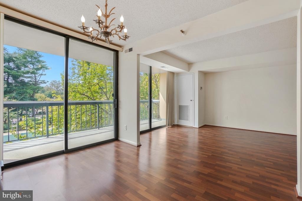 7401 Westlake Terrace - Photo 10