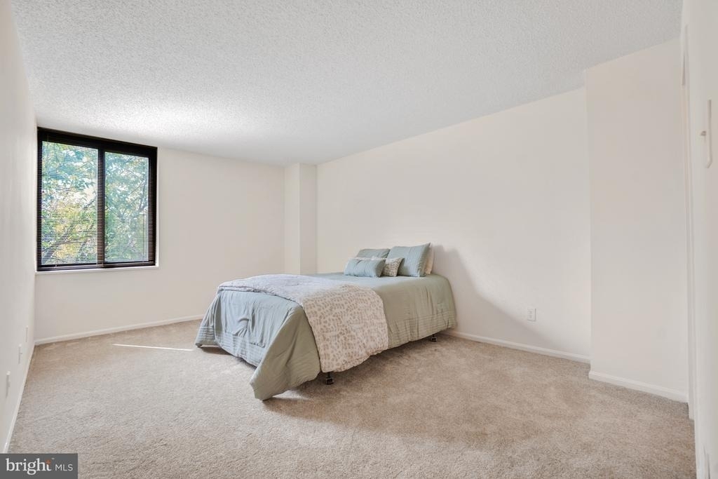 7401 Westlake Terrace - Photo 23