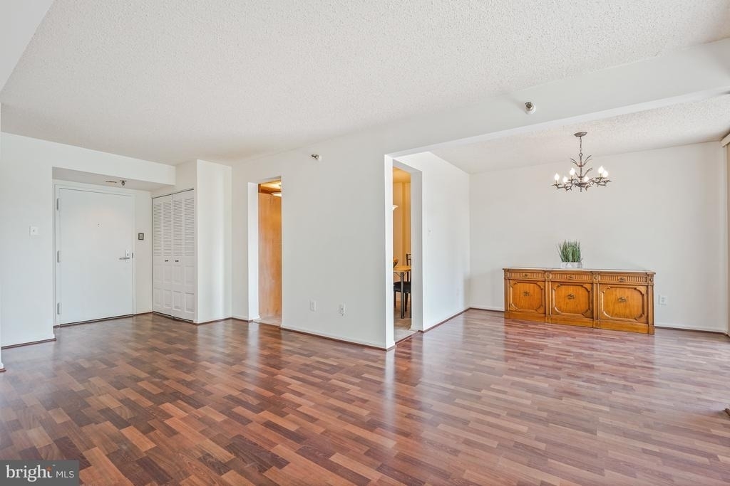 7401 Westlake Terrace - Photo 6