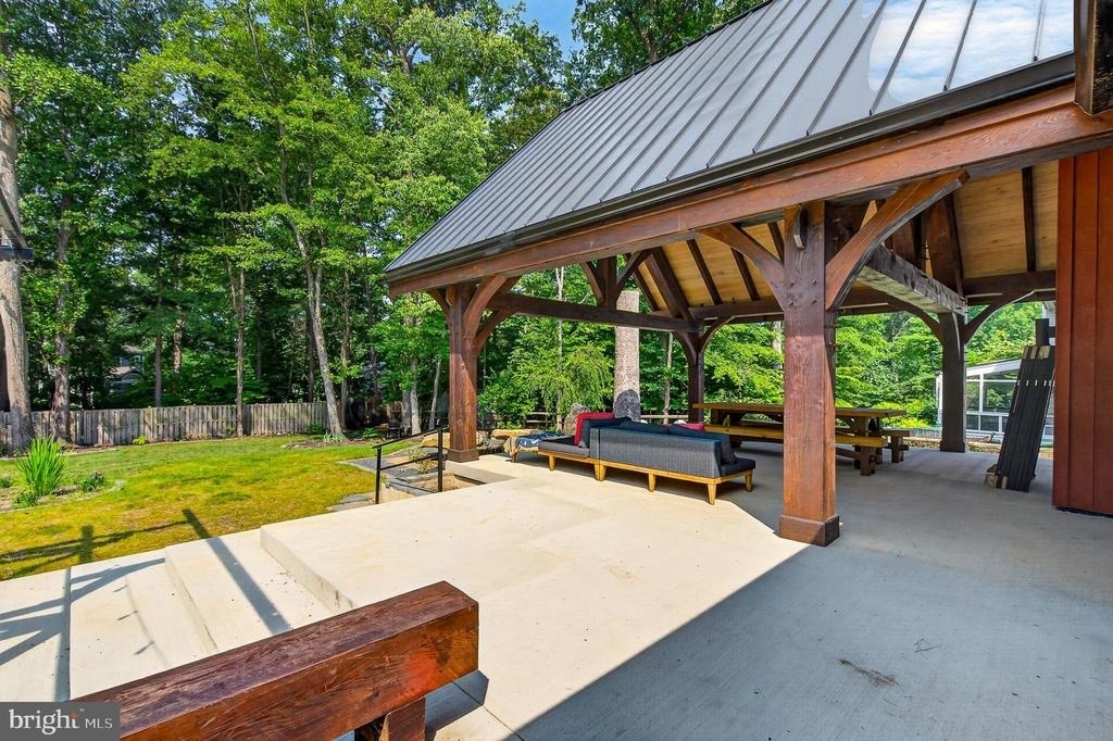 6192 Llanfair Drive - Photo 25