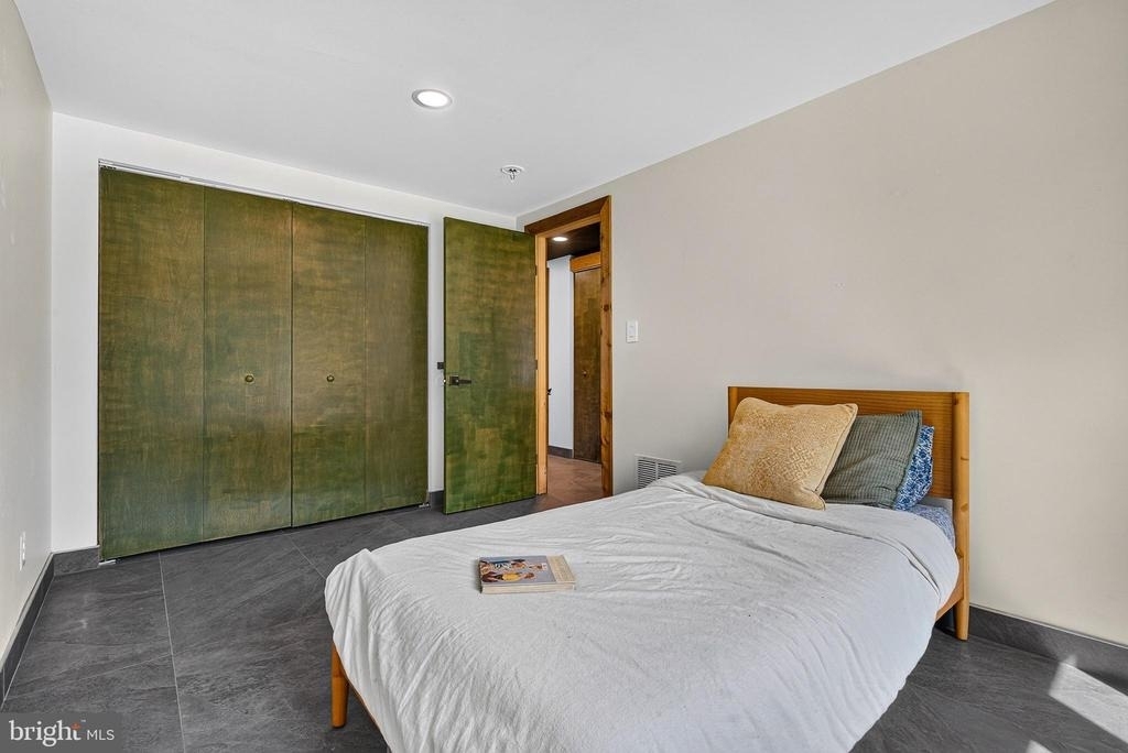 6192 Llanfair Drive - Photo 20