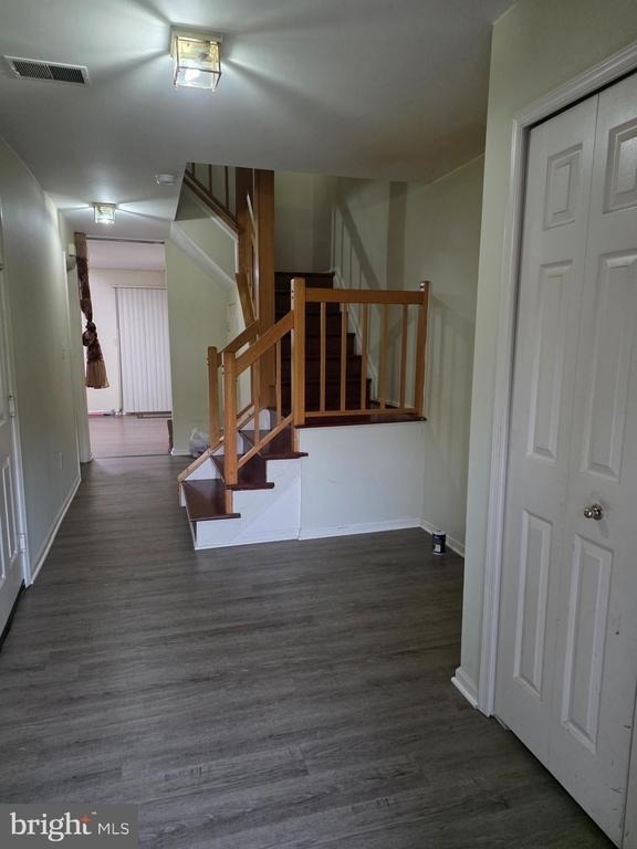 9629 Hadleigh Court - Photo 2