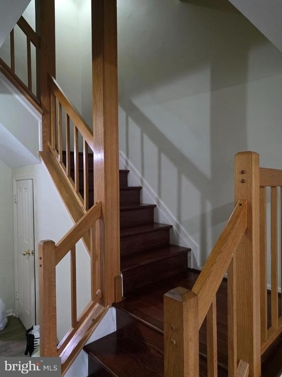 9629 Hadleigh Court - Photo 6