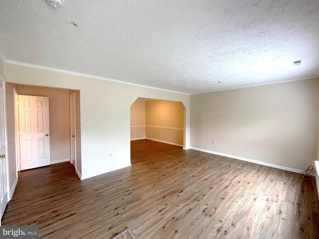 5213 Grunion Place - Photo 3