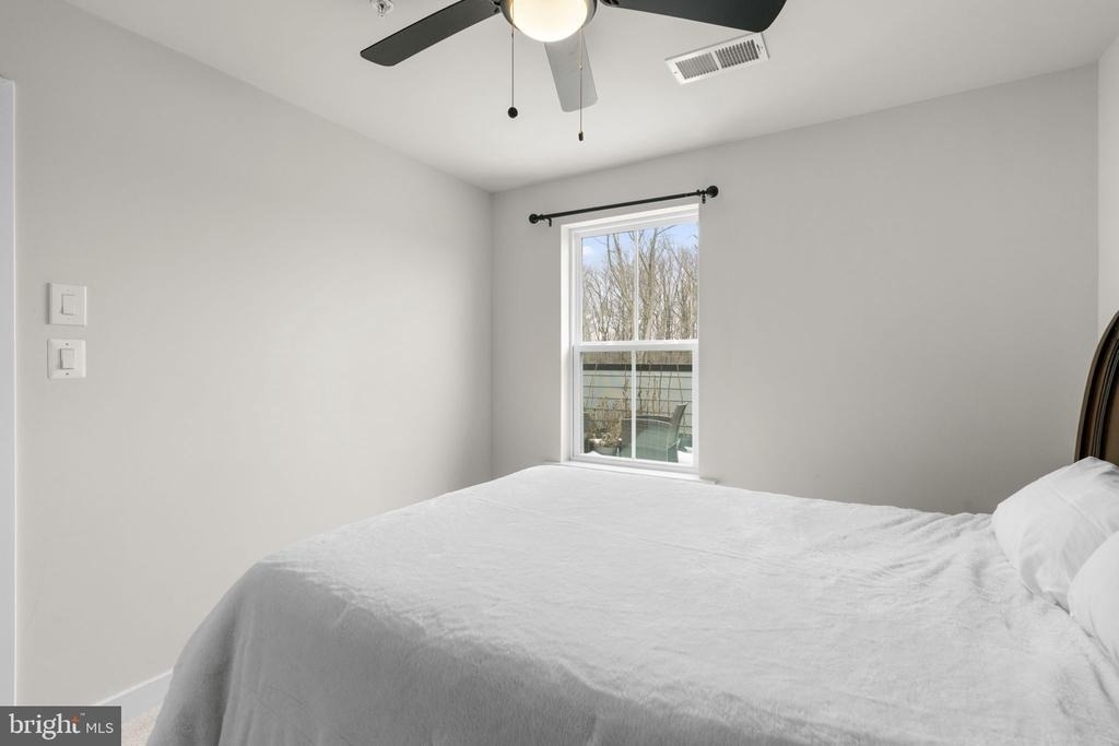 10706 Larkswood Street - Photo 33