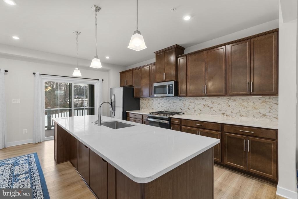 10706 Larkswood Street - Photo 10