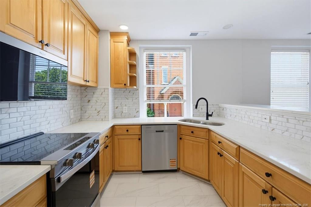 123 Anderson Street - Photo 12
