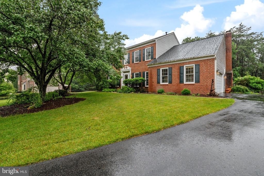 119 Fordham Drive - Photo 0