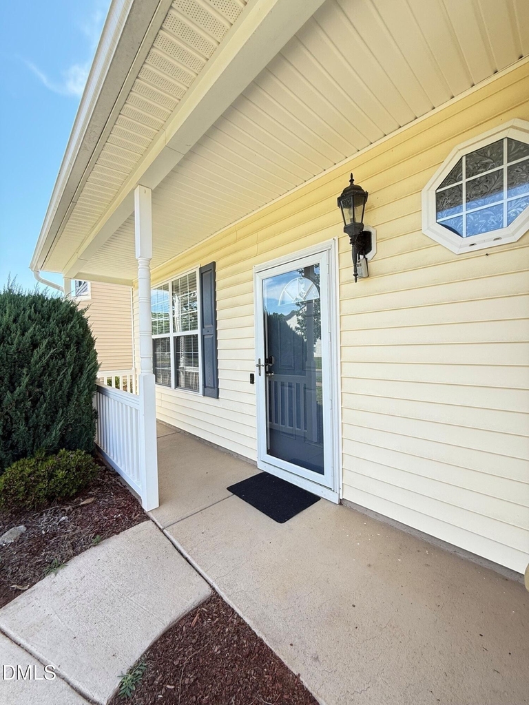 420 Cline Falls Drive - Photo 1