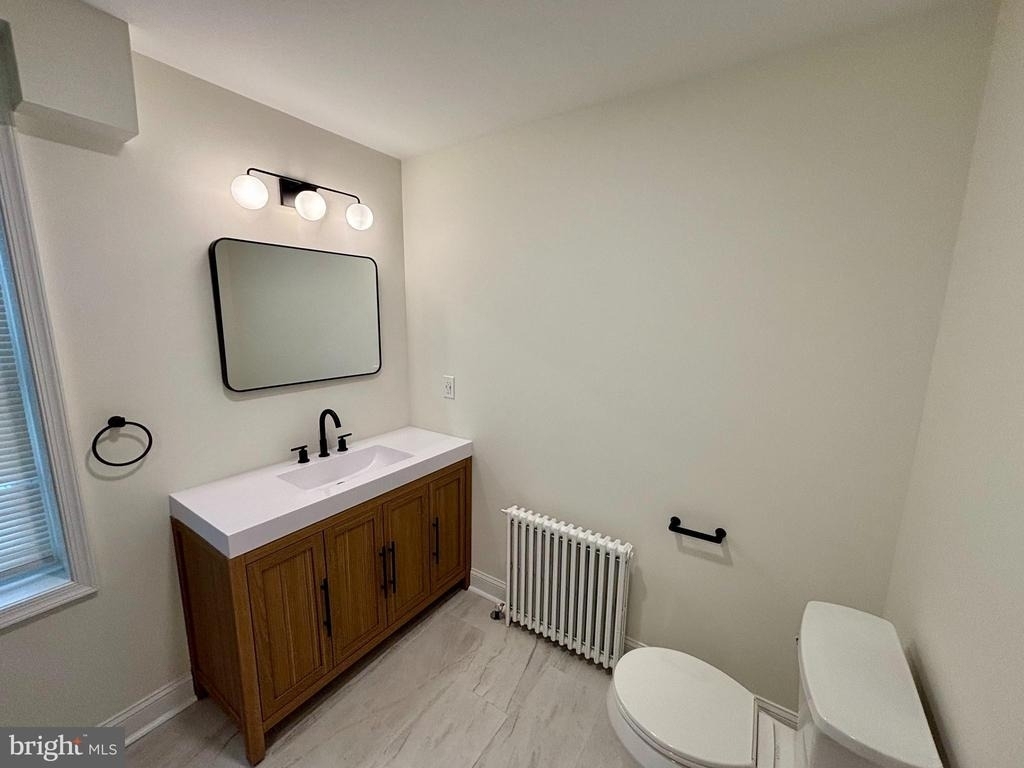 41 W 5th Street - Photo 5