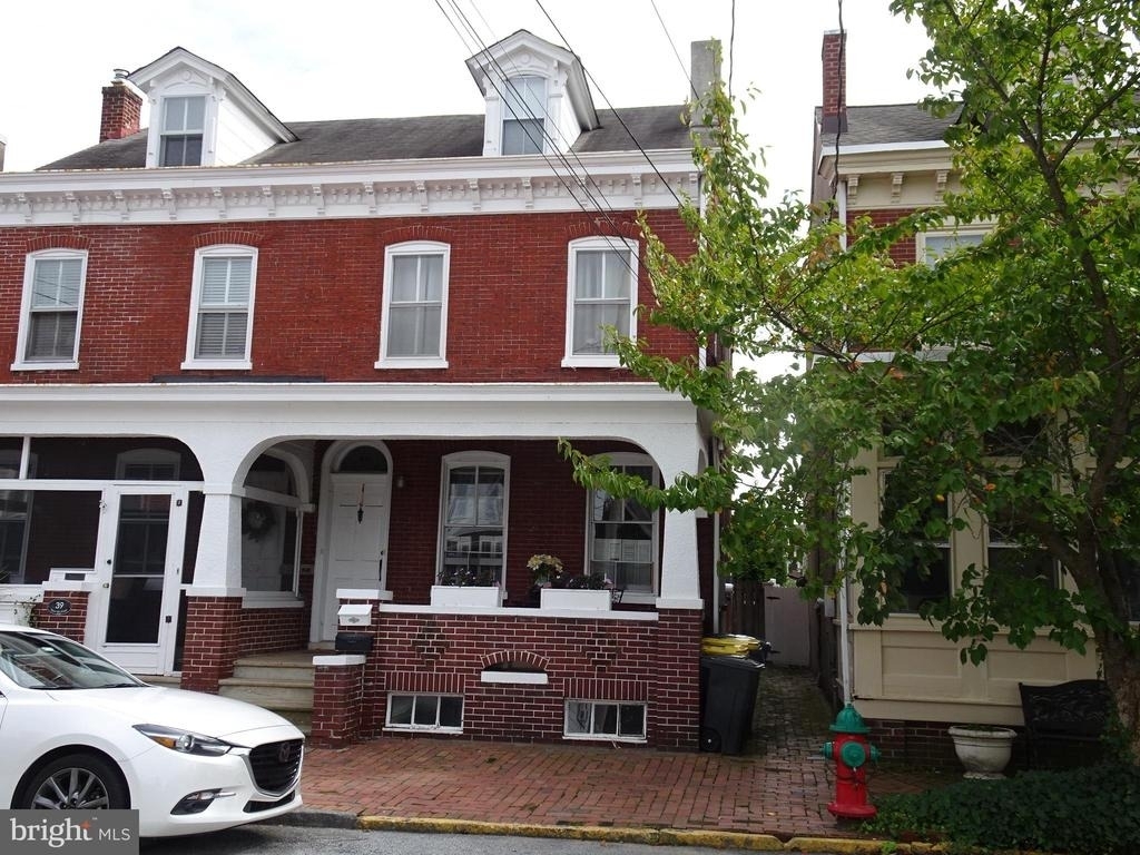 41 W 5th Street - Photo 8