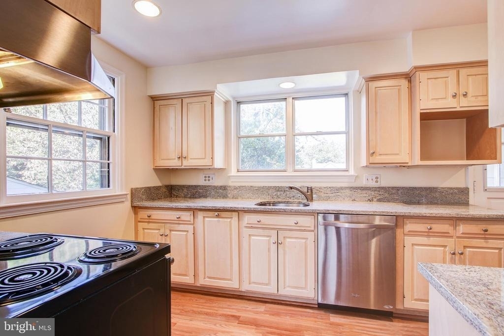 4721 Yuma Street Nw - Photo 13