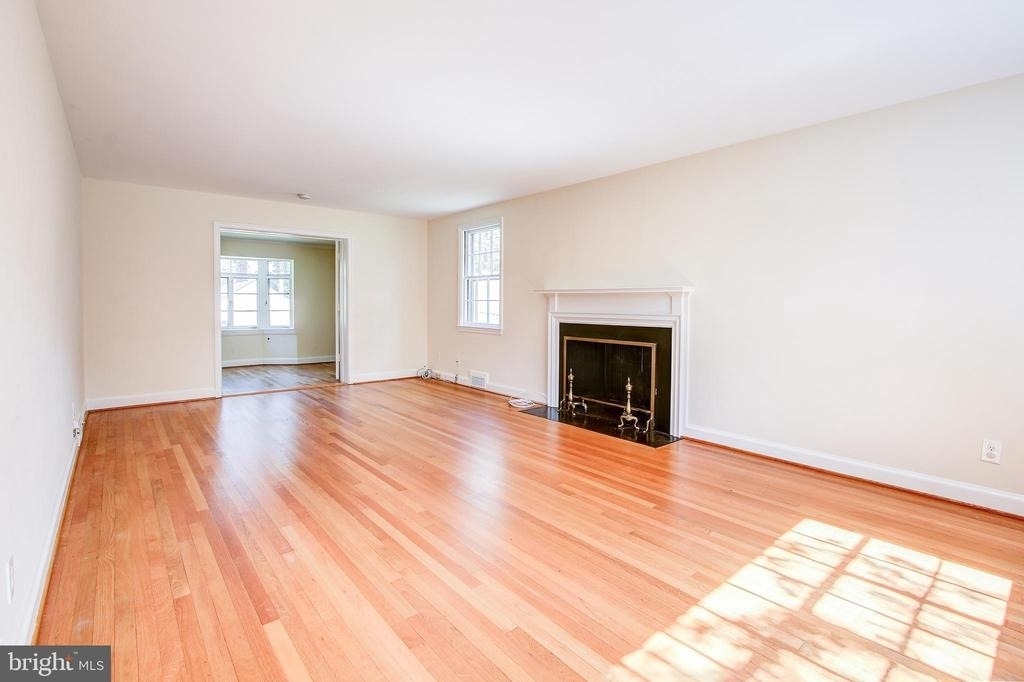 4721 Yuma Street Nw - Photo 4