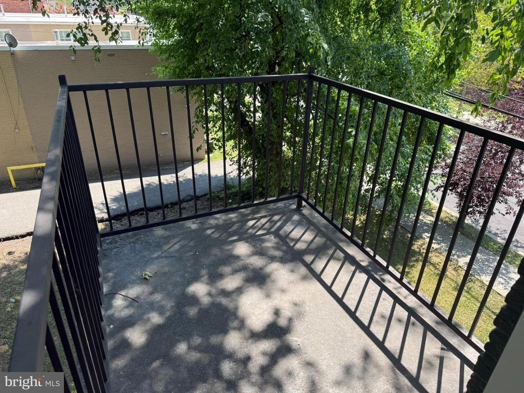 5501 Foote St. Ne - Photo 7