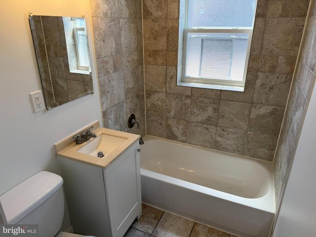 5501 Foote St. Ne - Photo 10